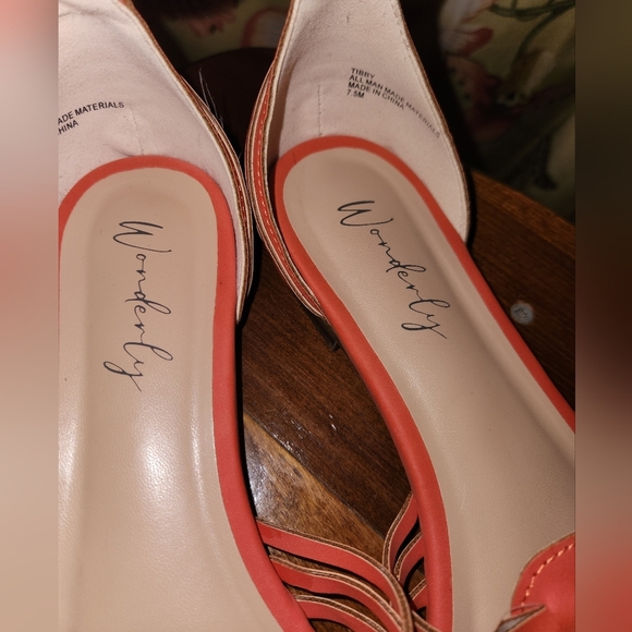 Wonderly Coral  Sandals Modern Design - Picture 6 of 6